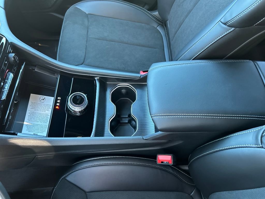 New 2025 Jeep Grand Cherokee L Altitude image 18