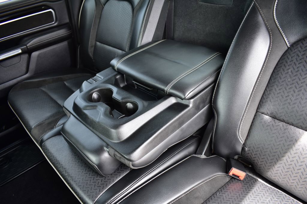 Used 2019 RAM 1500 Laramie AWD/4WD image 29