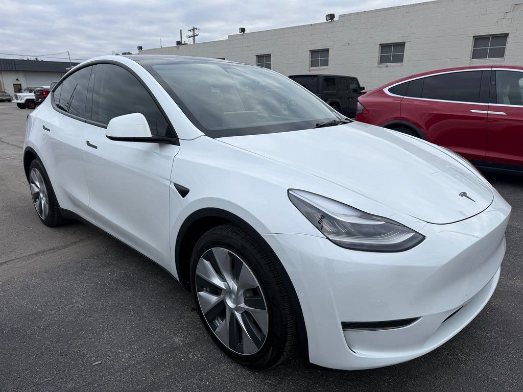 Used 2021 Tesla Model Y Long Range AWD/4WD image 4