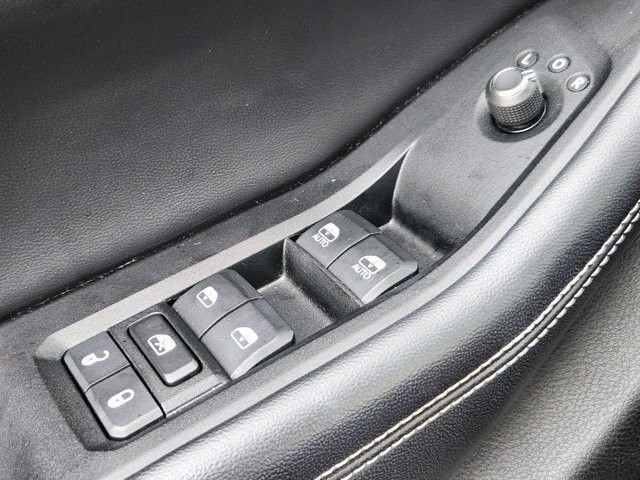 Used 2023 Jeep Grand Cherokee Altitude image 22