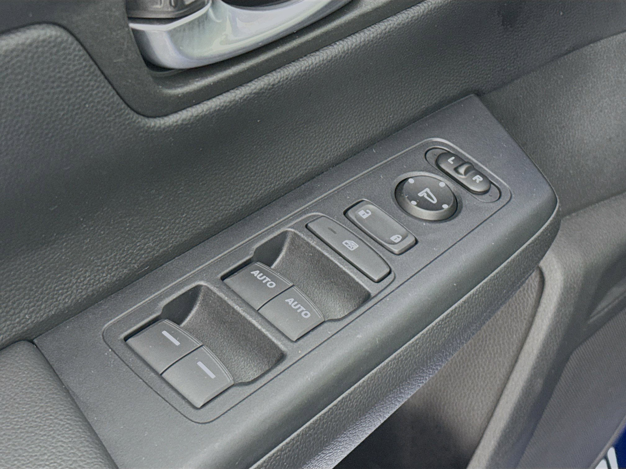 Certified 2023 Honda CR-V Sport image 17