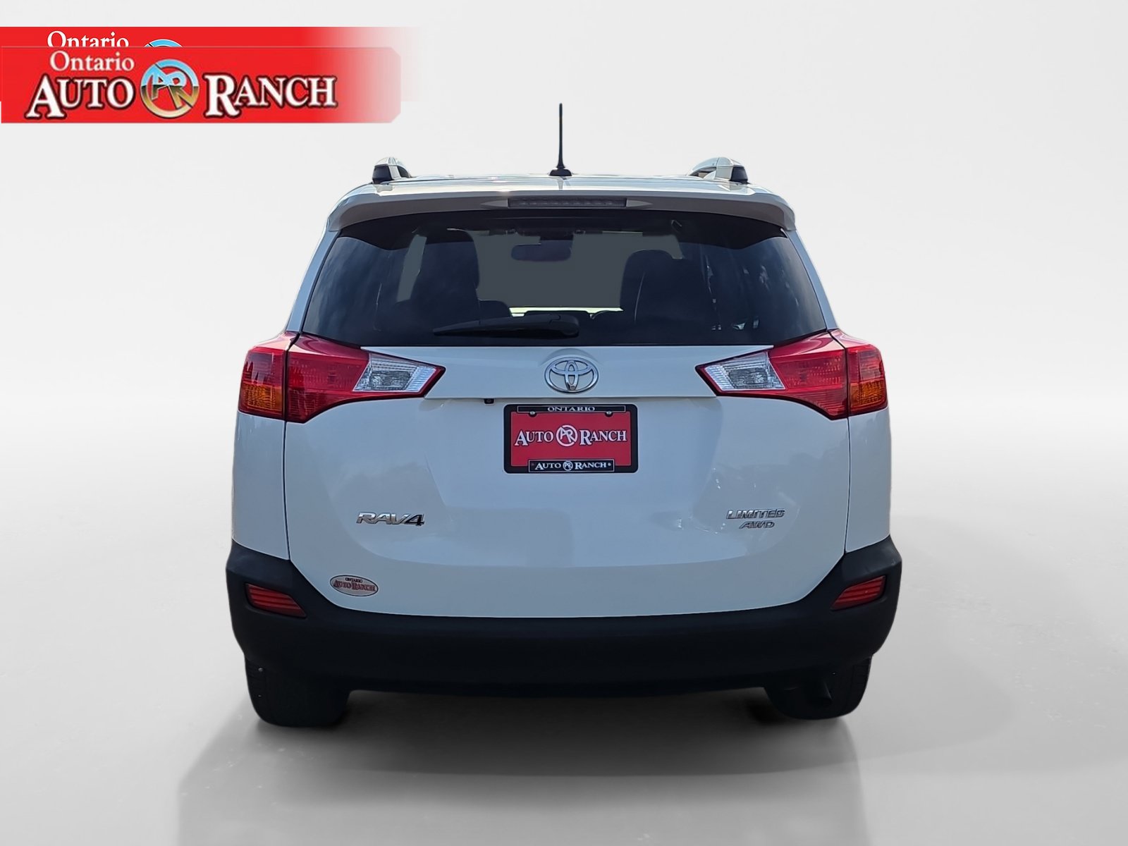Used 2015 Toyota RAV4 Limited w/ Technology Package AWD/4WD image 4