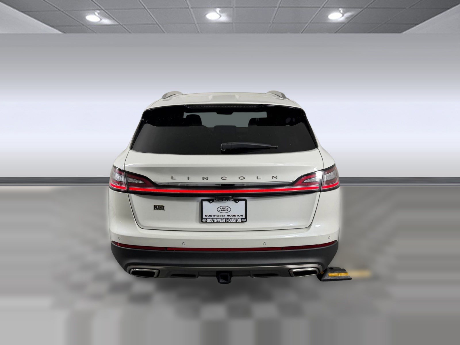 Used 2023 Lincoln Nautilus Reserve w/ Luxury Package image 10