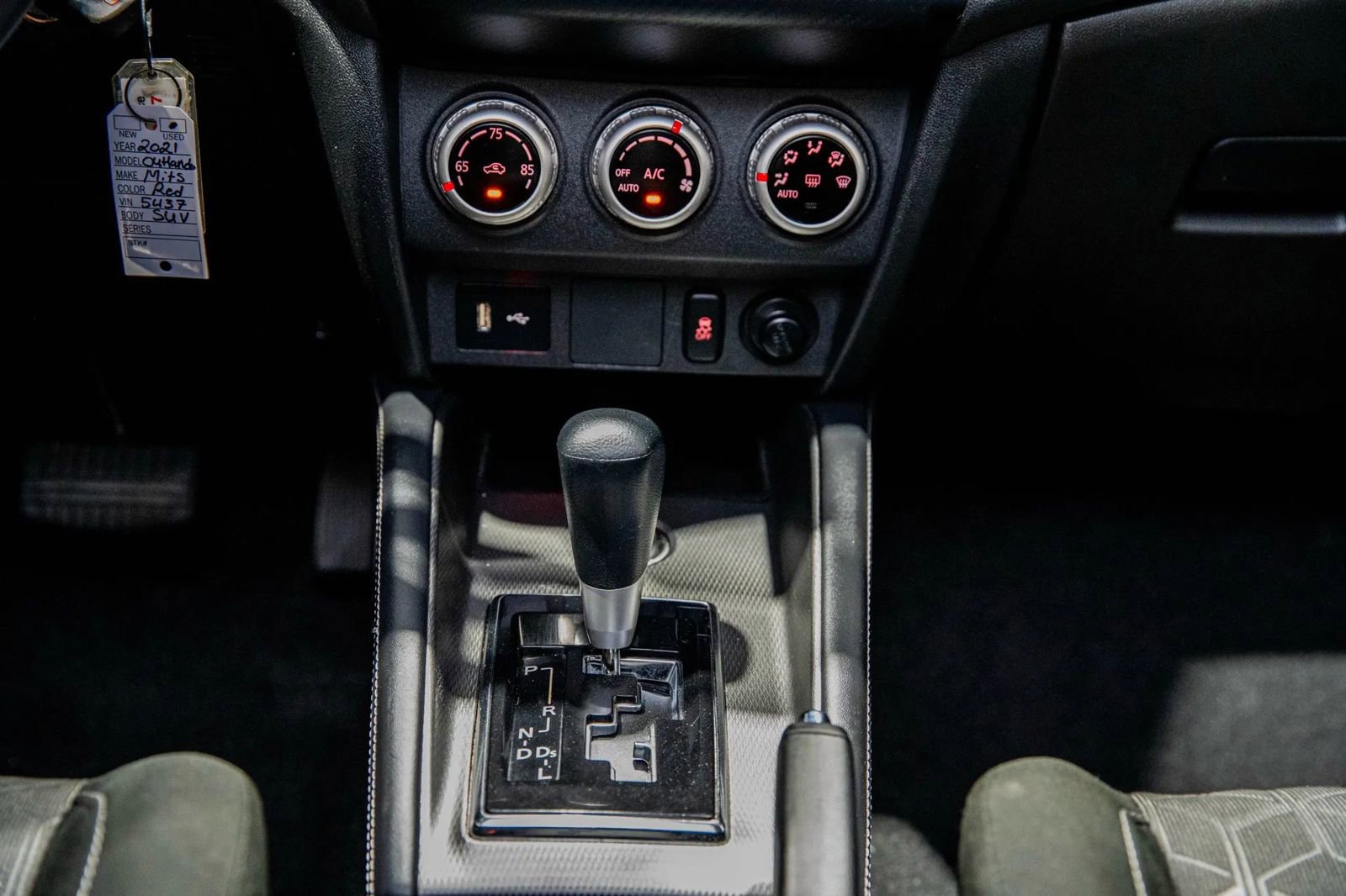 Used 2021 Mitsubishi Outlander Sport SE image 12