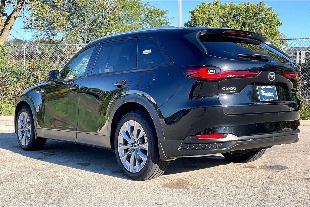 Used 2026 MAZDA CX-90 3.3 Turbo w/ Preferred Package AWD/4WD image 11