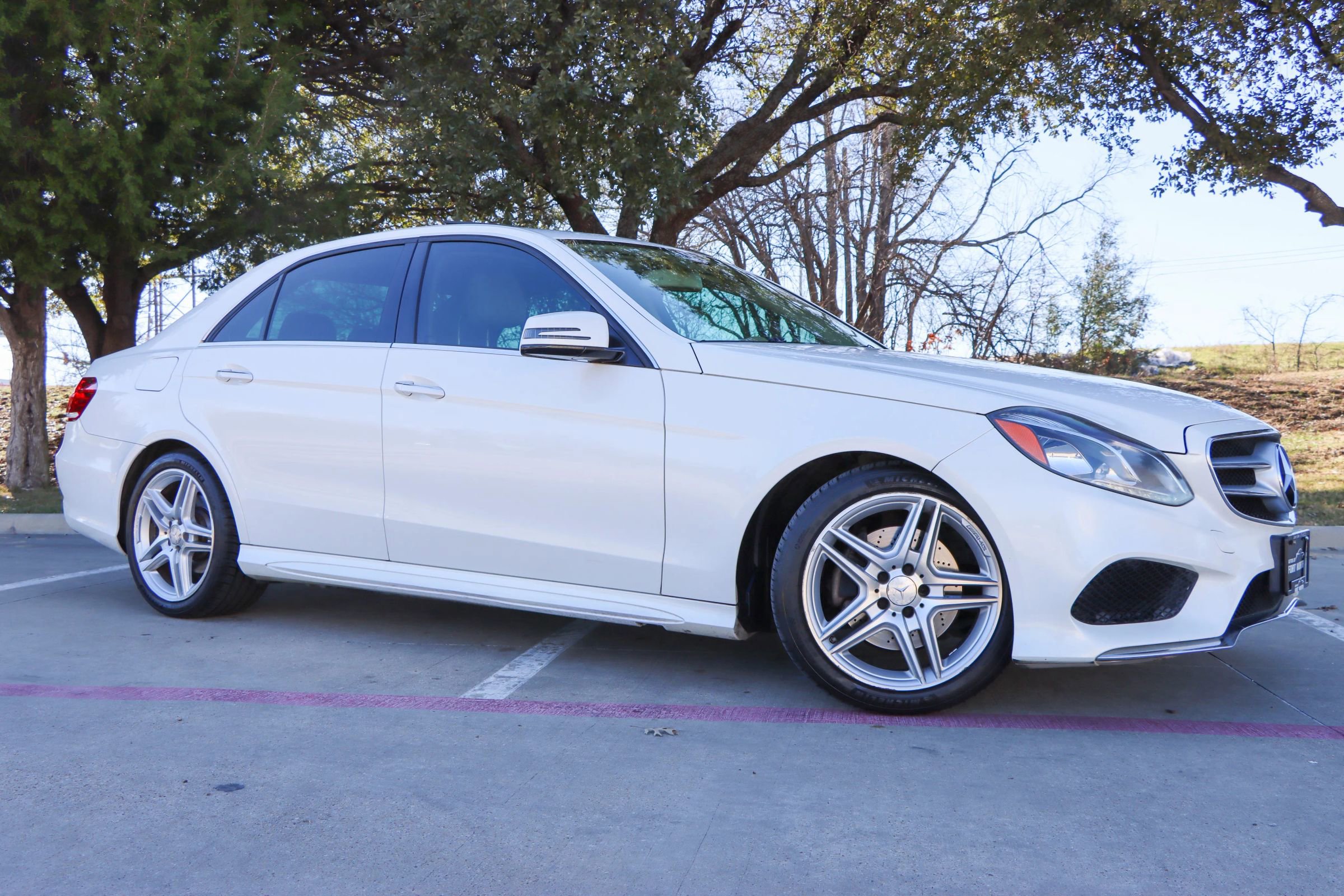 Used 2014 Mercedes-Benz E 350 Sedan image 1