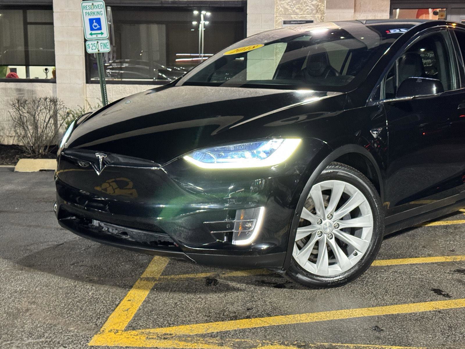 Used 2018 Tesla Model X 75D image 3