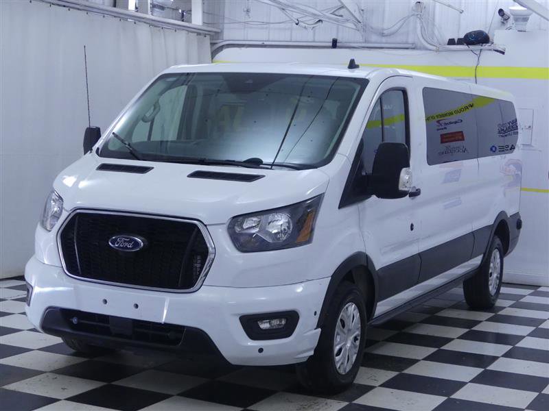 Used 2024 Ford Transit 350 XLT image 4
