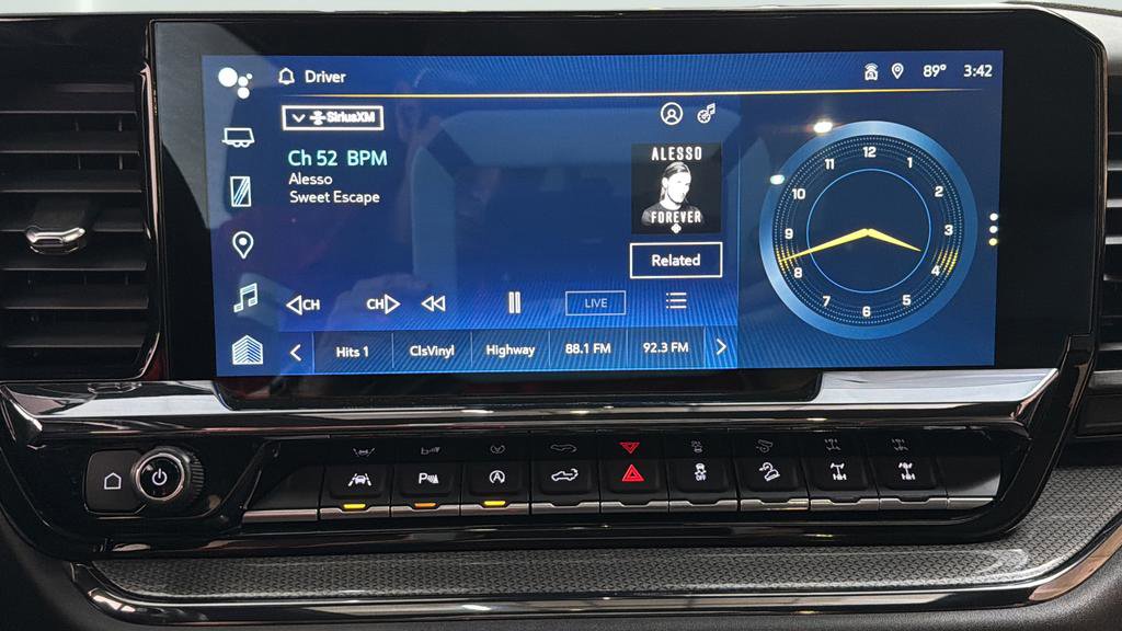 Used 2023 Chevrolet Silverado 1500 ZR2 image 25