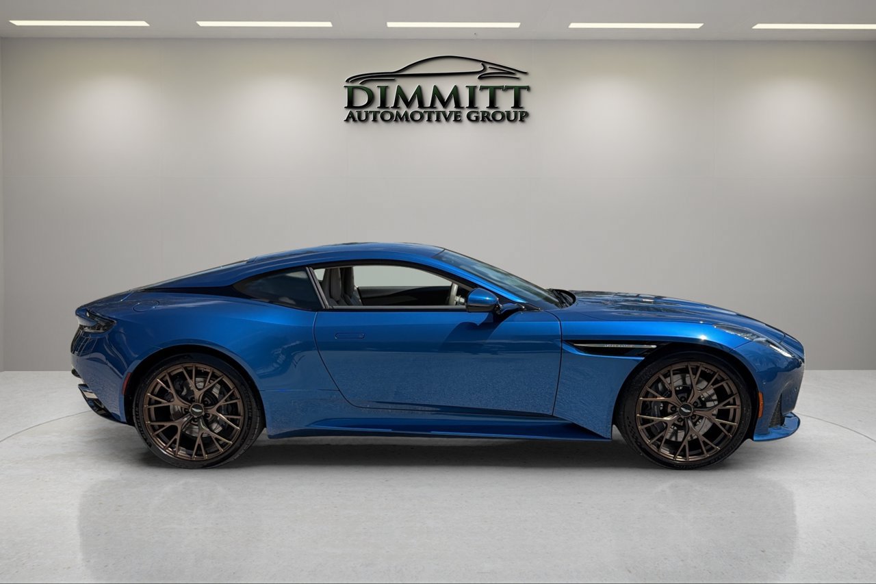 Used 2024 Aston Martin DB12 Coupe RWD image 13