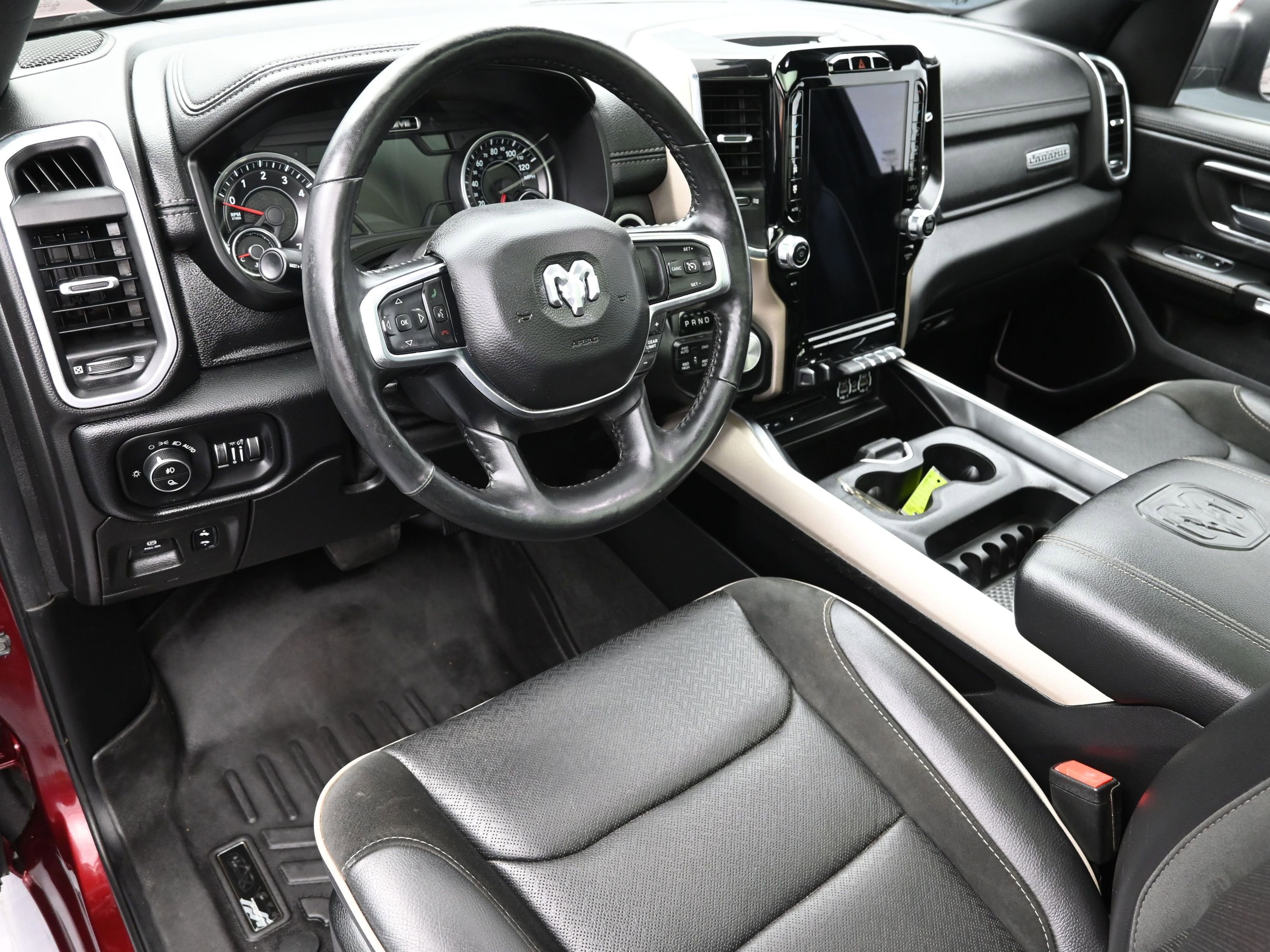 Used 2019 RAM 1500 Laramie w/ Sport Appearance Package image 22