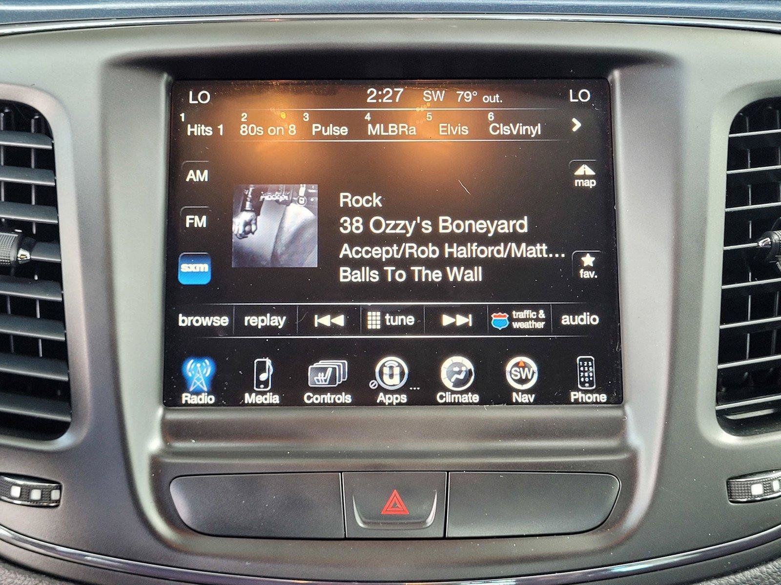Used 2015 Chrysler 200 S w/ Navigation & Sound Group I FWD image 25
