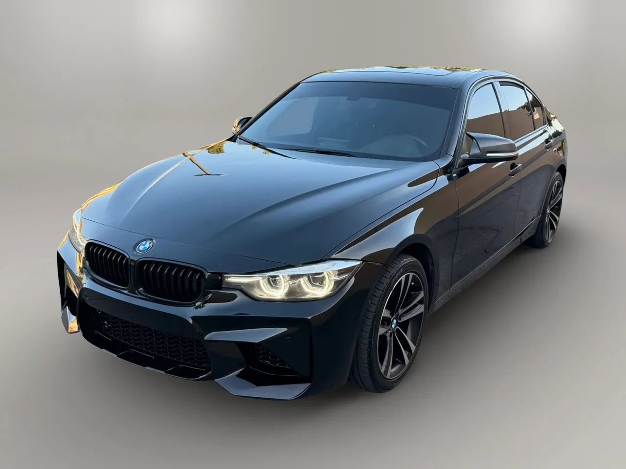 Used 2018 BMW 330i xDrive Sedan AWD/4WD image 7