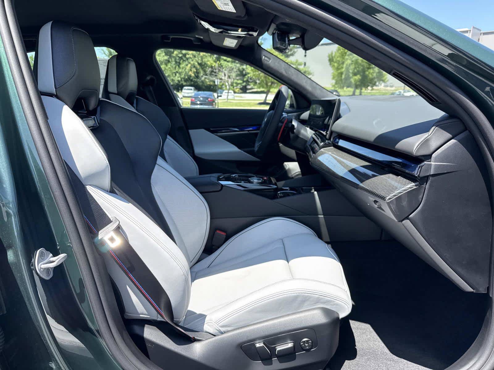 New 2027 BMW M5 w/ Carbon Package AWD/4WD image 16