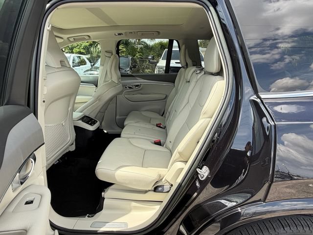 Used 2022 Volvo XC90 T5 Momentum w/ Advanced Package FWD image 14