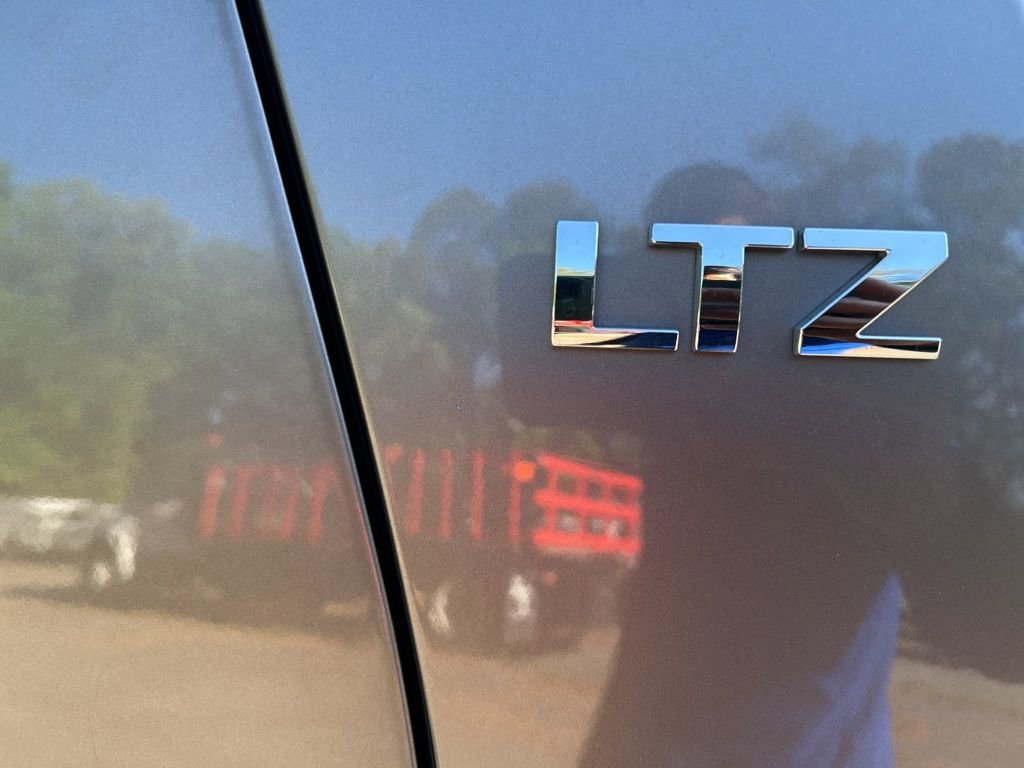 Used 2013 Chevrolet Tahoe LTZ AWD/4WD image 11