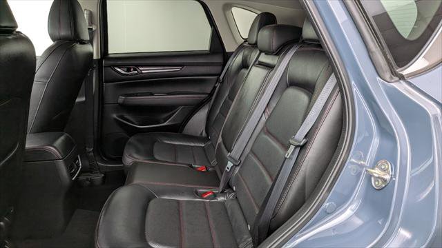 Used 2023 MAZDA CX-5 Carbon Edition image 17