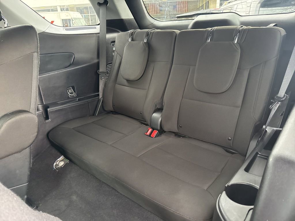 Used 2021 Ford Explorer XLT image 24