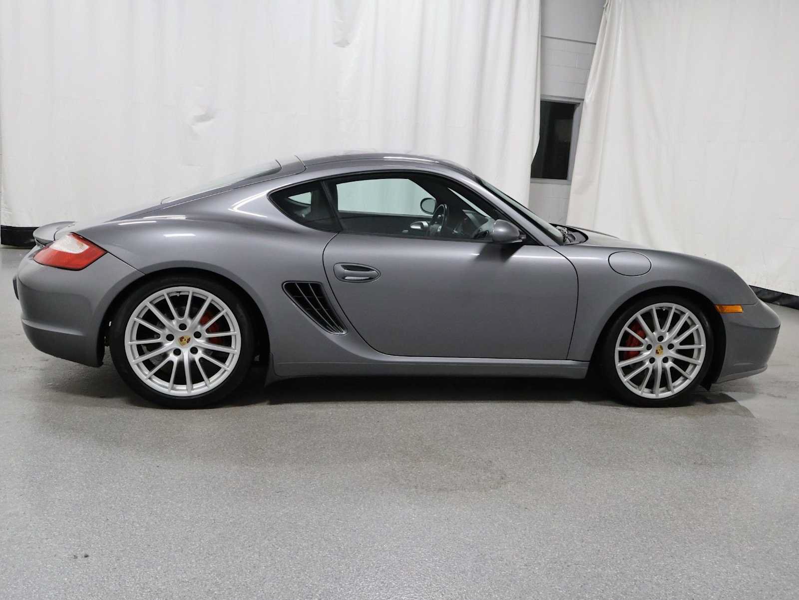 Used 2006 Porsche Cayman S RWD image 9