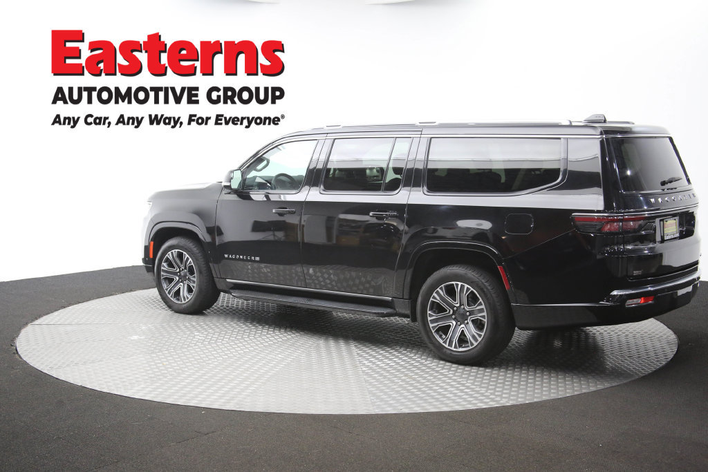 Used 2024 Jeep Wagoneer L Series II w/ Flexible Seating Group RWD image 70