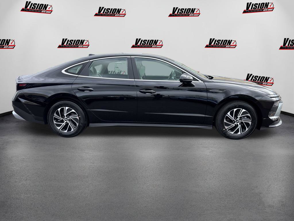 New 2026 Hyundai Sonata Blue FWD image 6