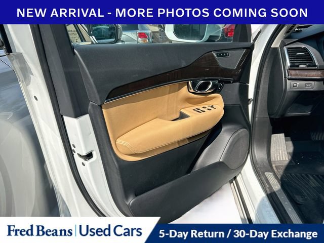 Used 2016 Volvo XC90 T6 Momentum w/ Protection Package Plus AWD/4WD image 7
