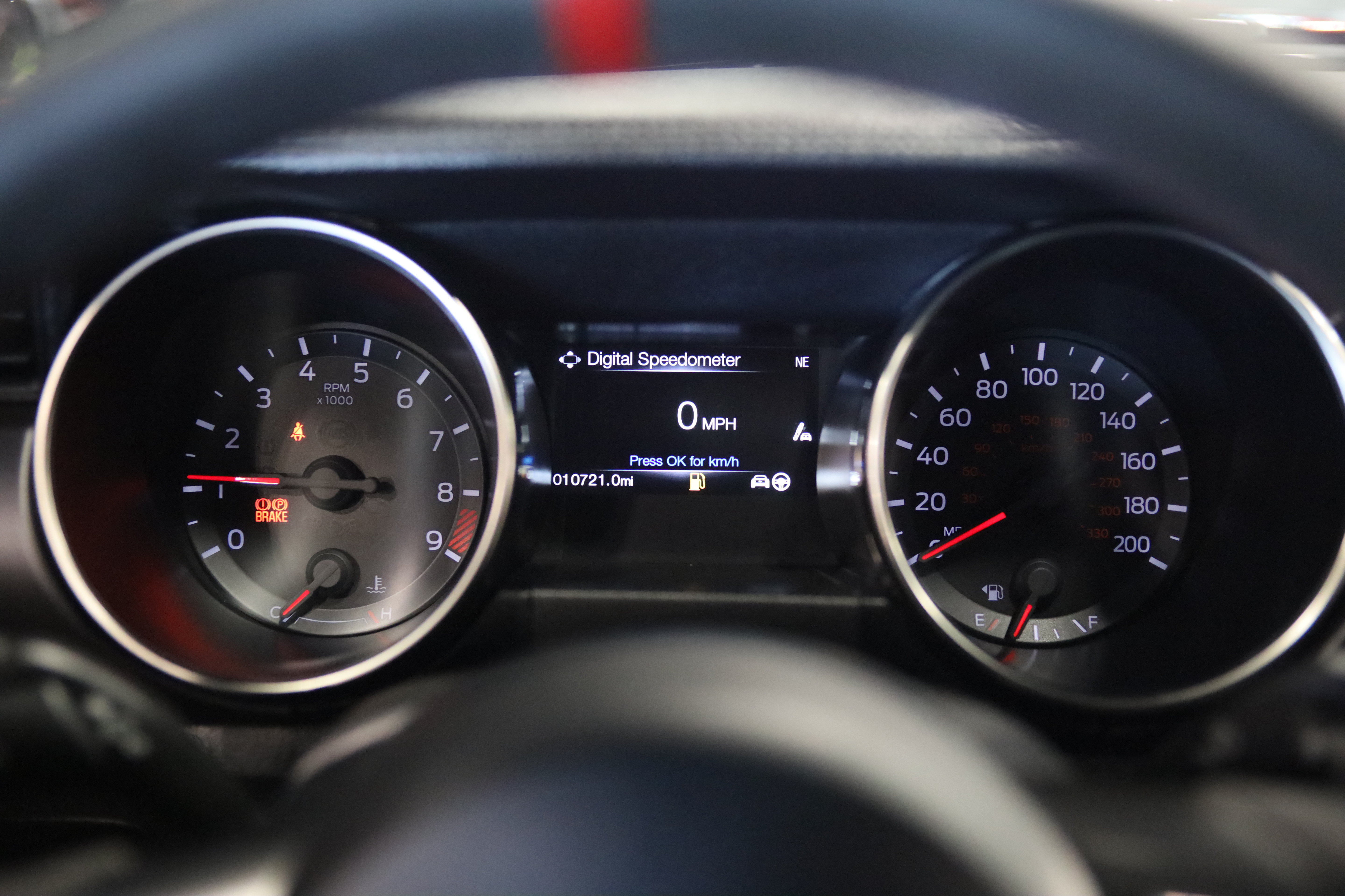 Used 2017 Ford Mustang Shelby GT350R w/ GT350R Equipment Group 920A RWD image 19