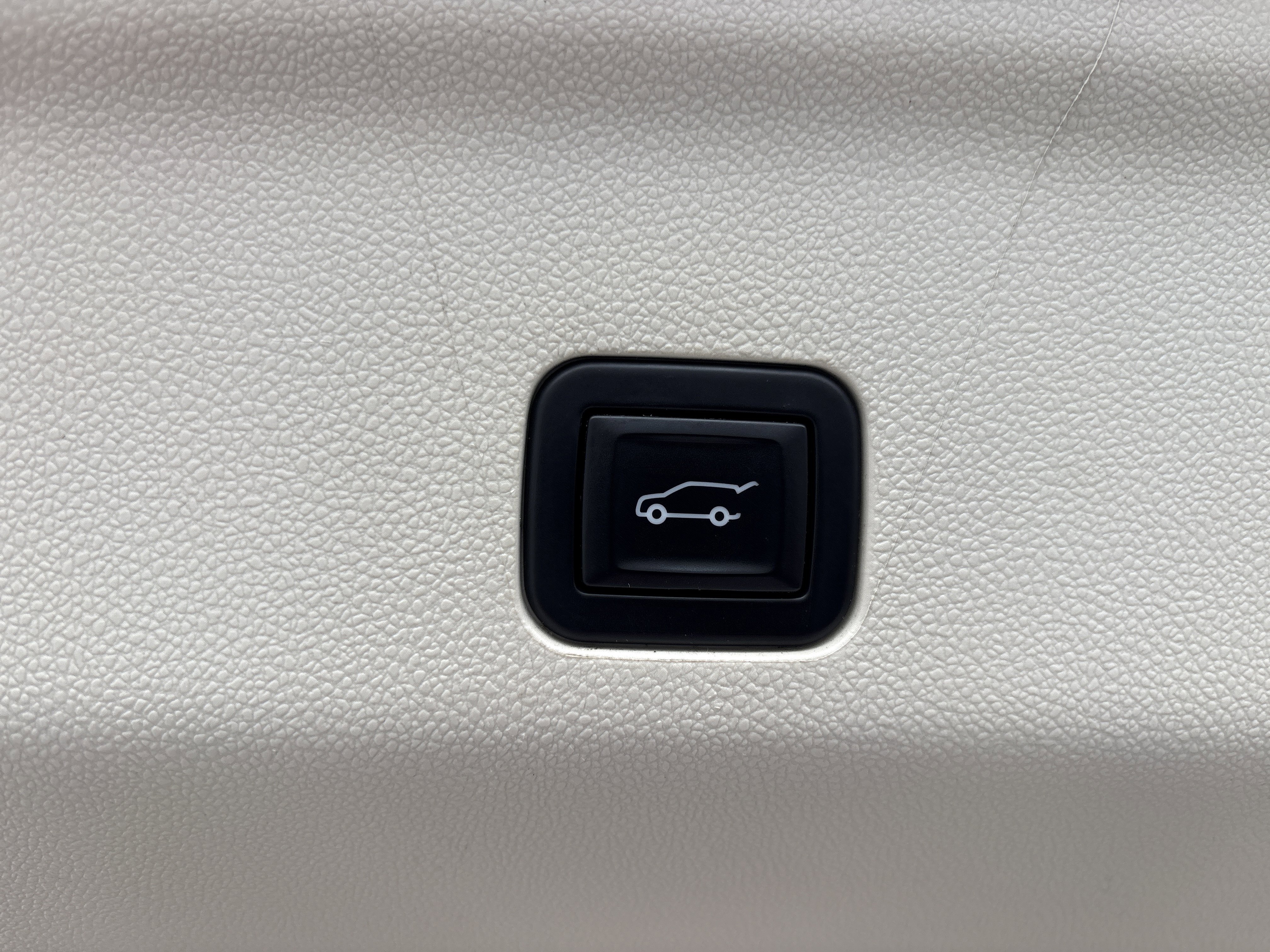 Used 2023 Cadillac Escalade Sport Platinum image 8