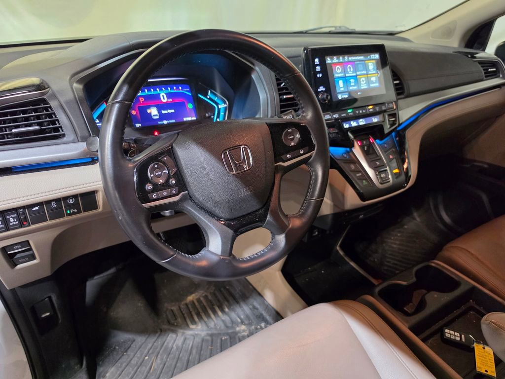 Used 2022 Honda Odyssey Touring image 4