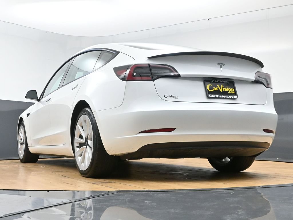 Used 2023 Tesla Model 3 Standard Range image 33