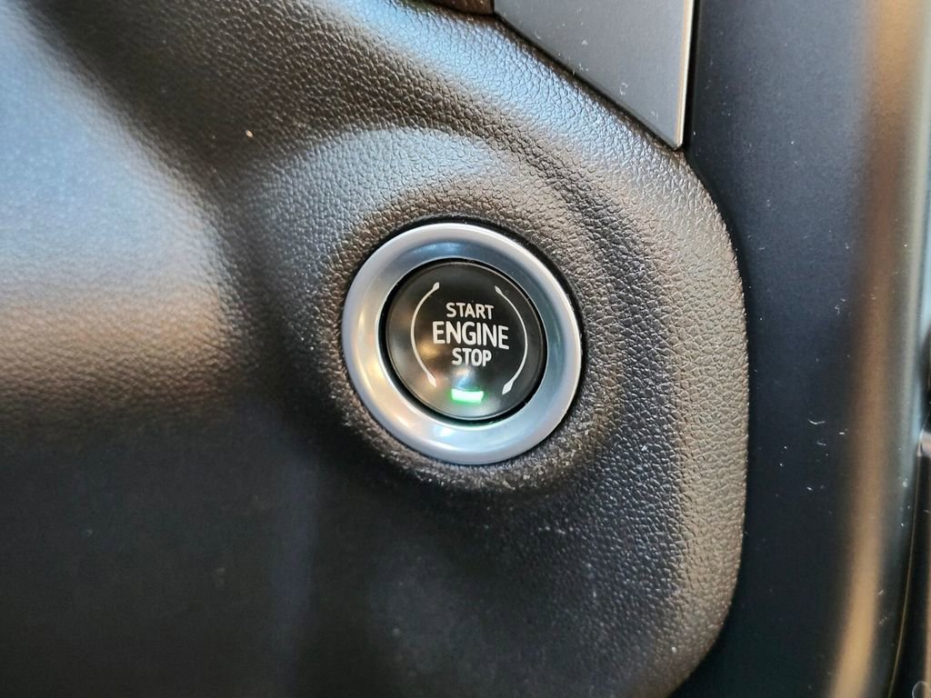 Used 2019 Chevrolet Silverado 1500 LTZ image 22