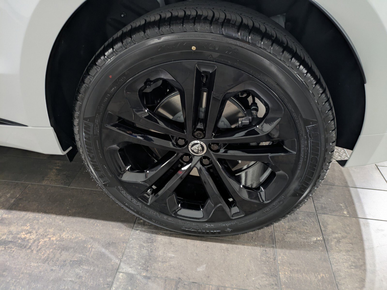 New 2026 Jaguar F-PACE R-Dynamic S image 14