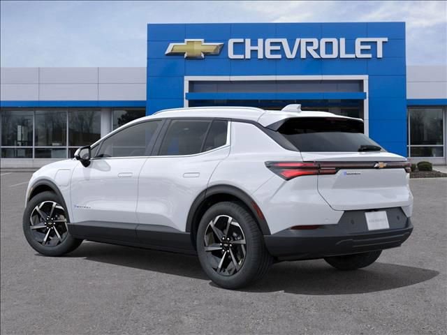 New 2026 Chevrolet Equinox EV LT image 3