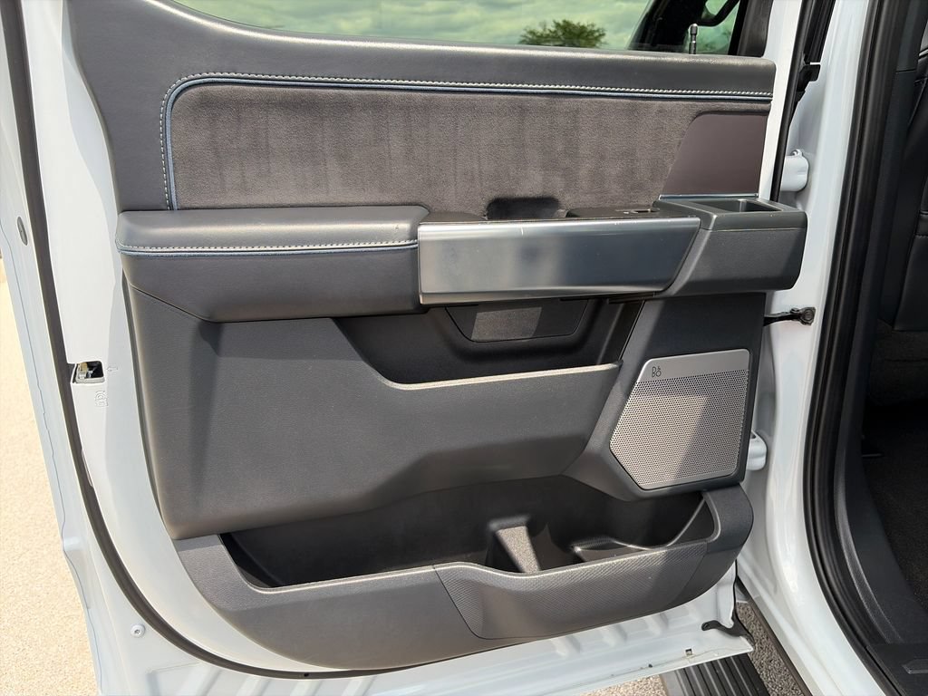 Used 2025 Ford F150 Platinum AWD/4WD image 29
