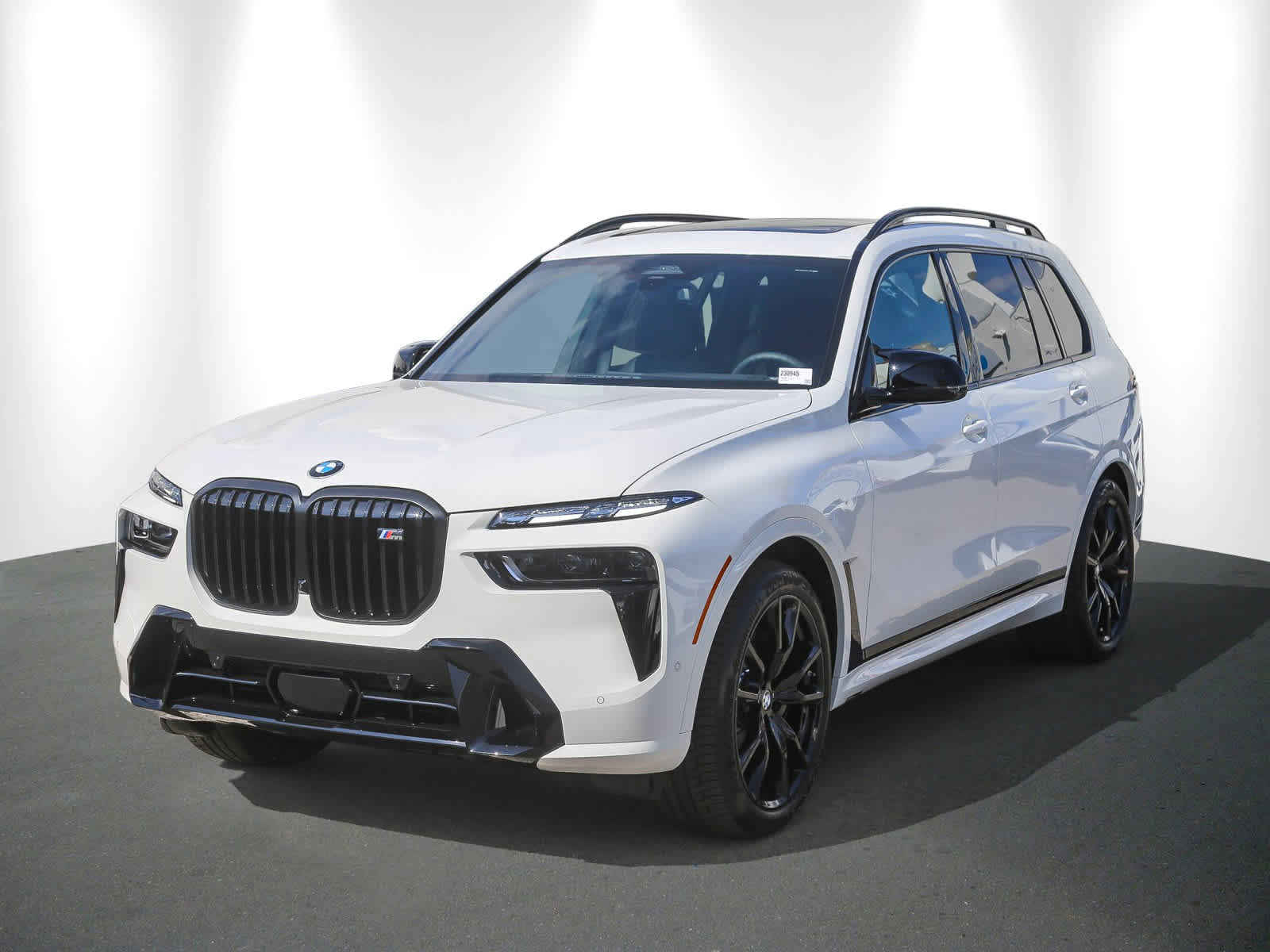 New 2026 BMW X7 M60i w/ Executive Package image 3