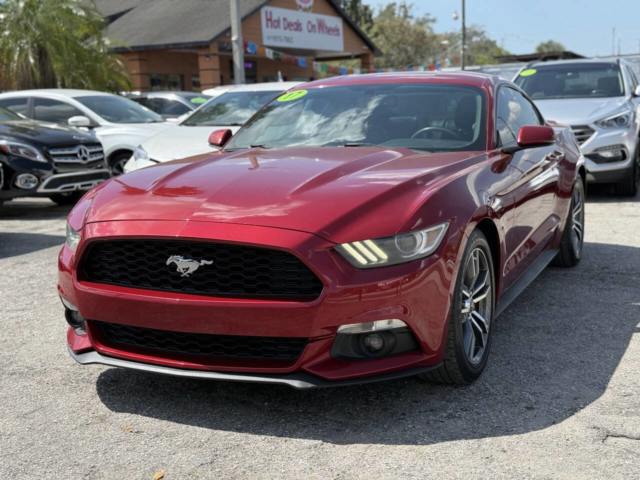 Used 2017 Ford Mustang Premium image 3