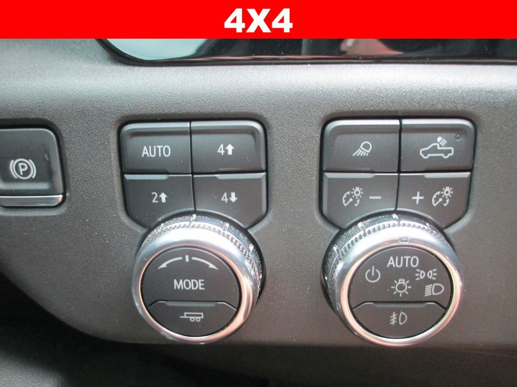 Used 2025 GMC Sierra 1500 Elevation w/ Elevation Premium Package image 31