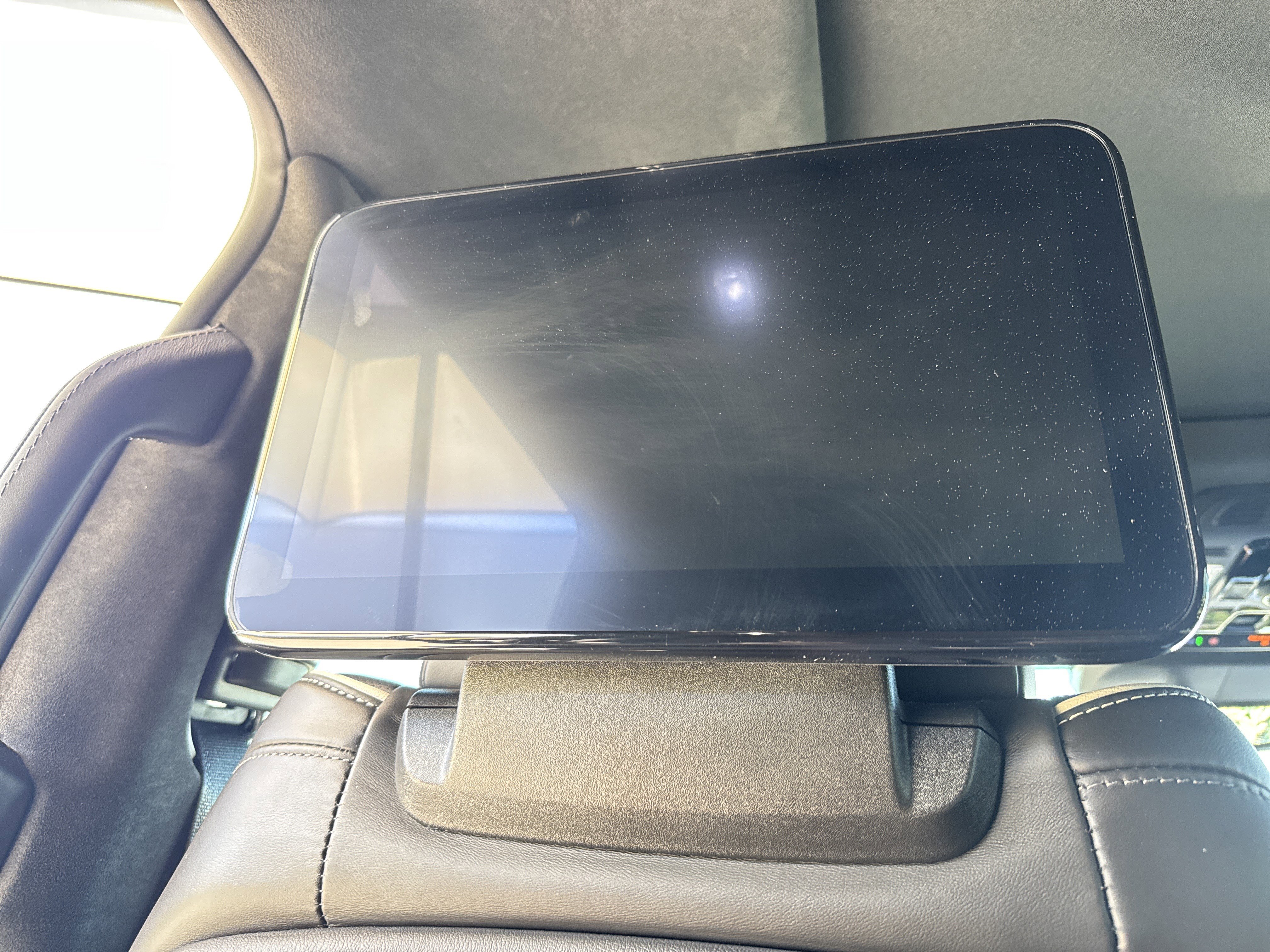 Used 2025 Cadillac Escalade Sport Platinum w/ LPO, ONYX Package image 30