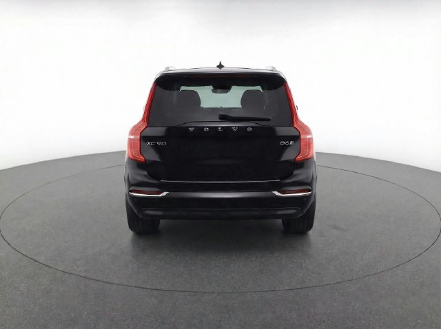 New 2026 Volvo XC90 B6 Plus w/ Protection Package Premier AWD/4WD image 39