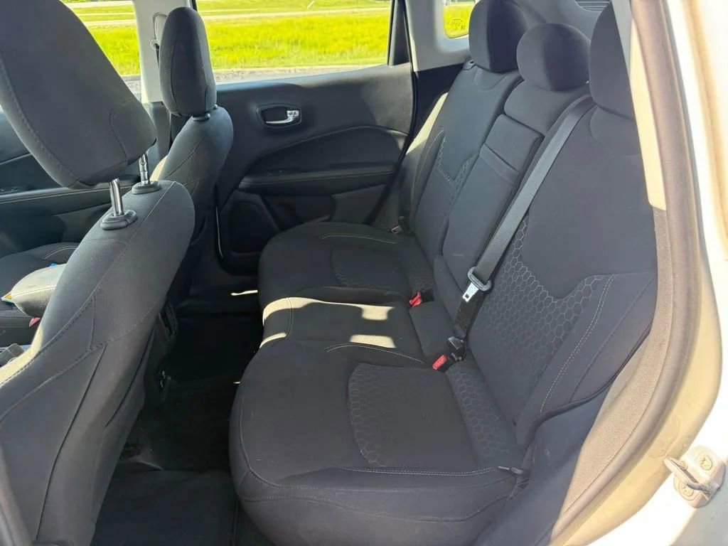 Used 2019 Jeep Compass Sport AWD/4WD image 12