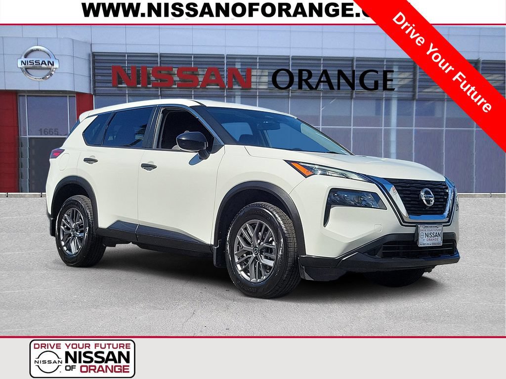 Used 2021 Nissan Rogue S FWD image 1