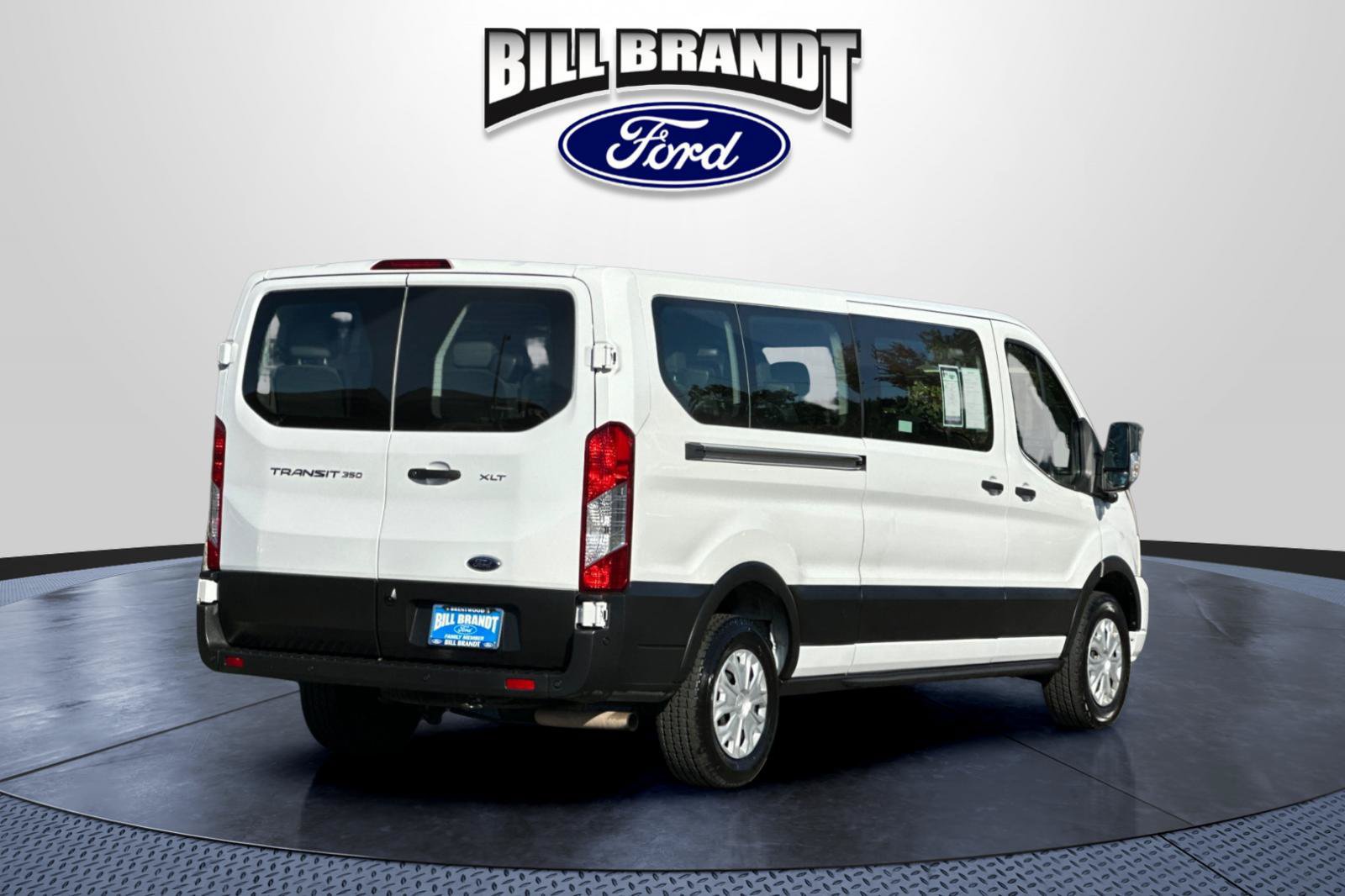 Certified 2023 Ford Transit 350 XLT RWD image 3