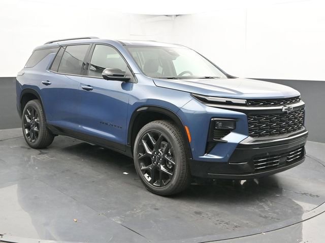 New 2026 Chevrolet Traverse RS w/ LPO, Floor Liner Package image 2