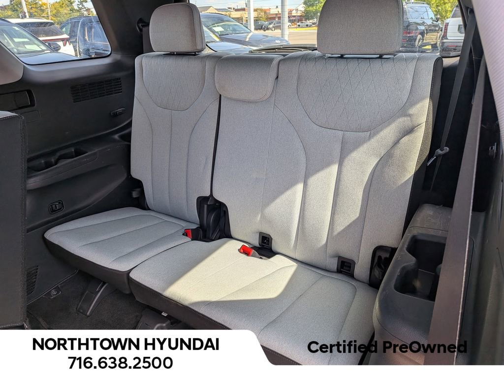 Used 2022 Hyundai Palisade SE w/ Cargo Package image 12