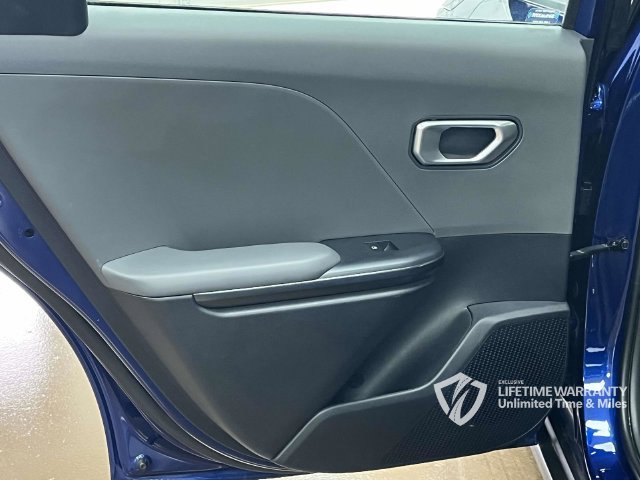 Used 2025 Kia K4 FWD image 18