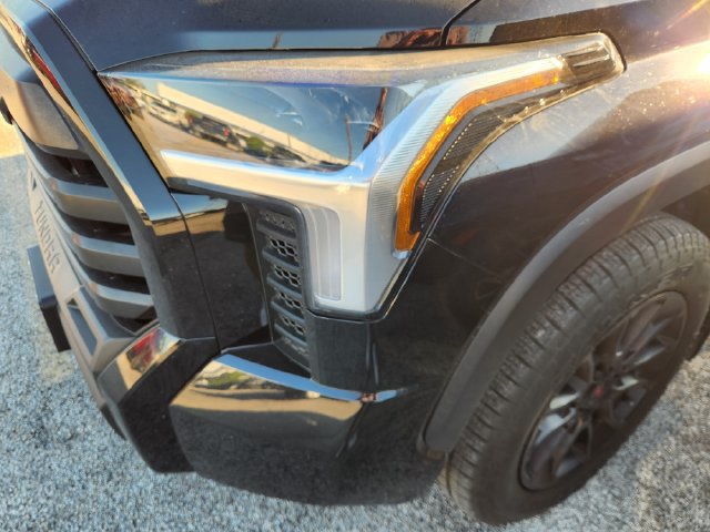 Used 2024 Toyota Tundra SR5 w/ SR5 Premium Package RWD image 6