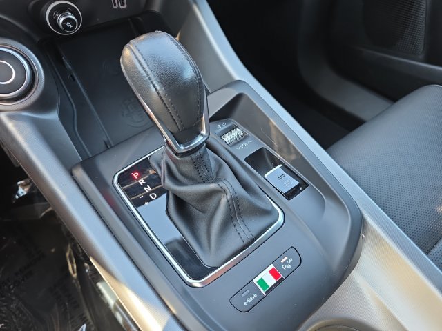 Used 2024 Alfa Romeo Tonale Ti w/ Premium Interior Package AWD/4WD image 30