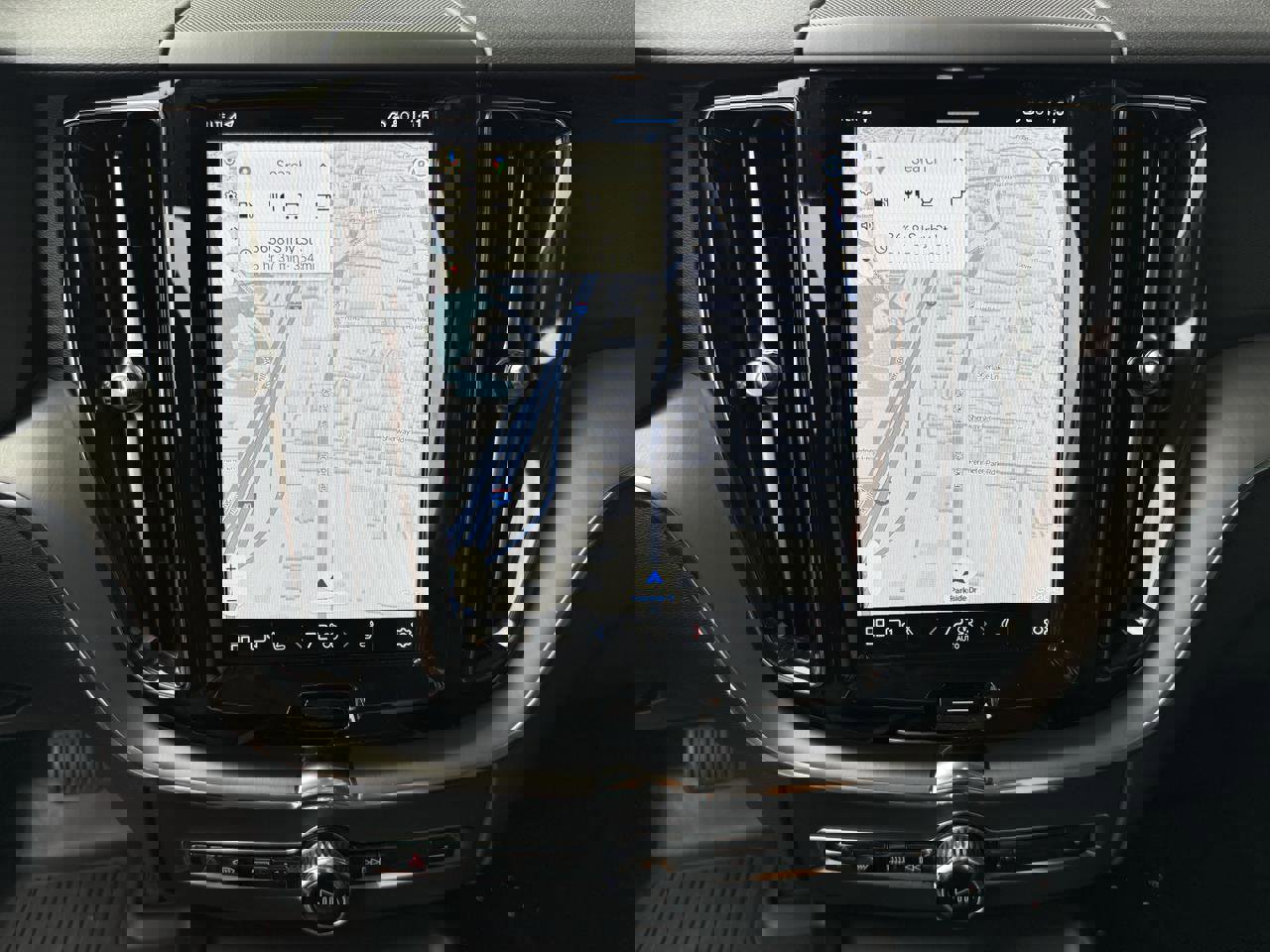 Used 2024 Volvo XC60 B5 Core image 25