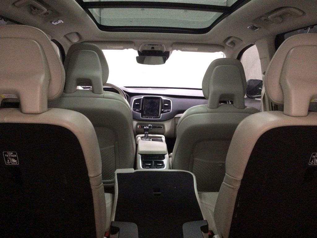 Used 2021 Volvo XC90 T6 Inscription w/ Advanced Package image 20