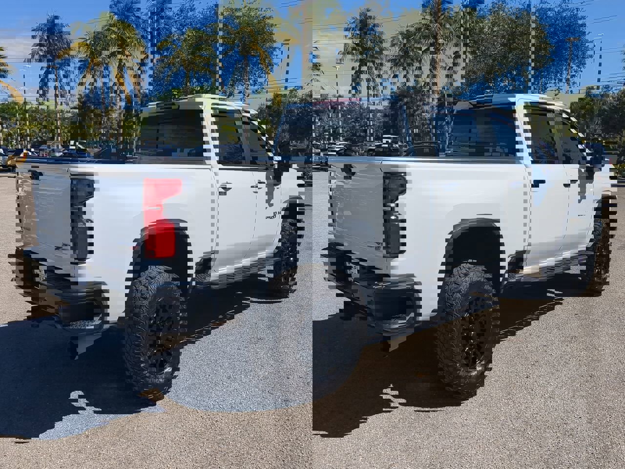 Used 2025 Chevrolet Silverado 2500 ZR2 image 5